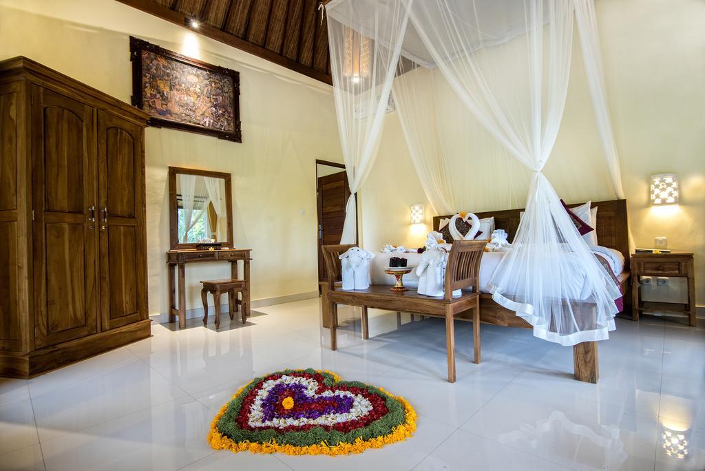 Pajar House Ubud Suite & Villas ภายนอก รูปภาพ